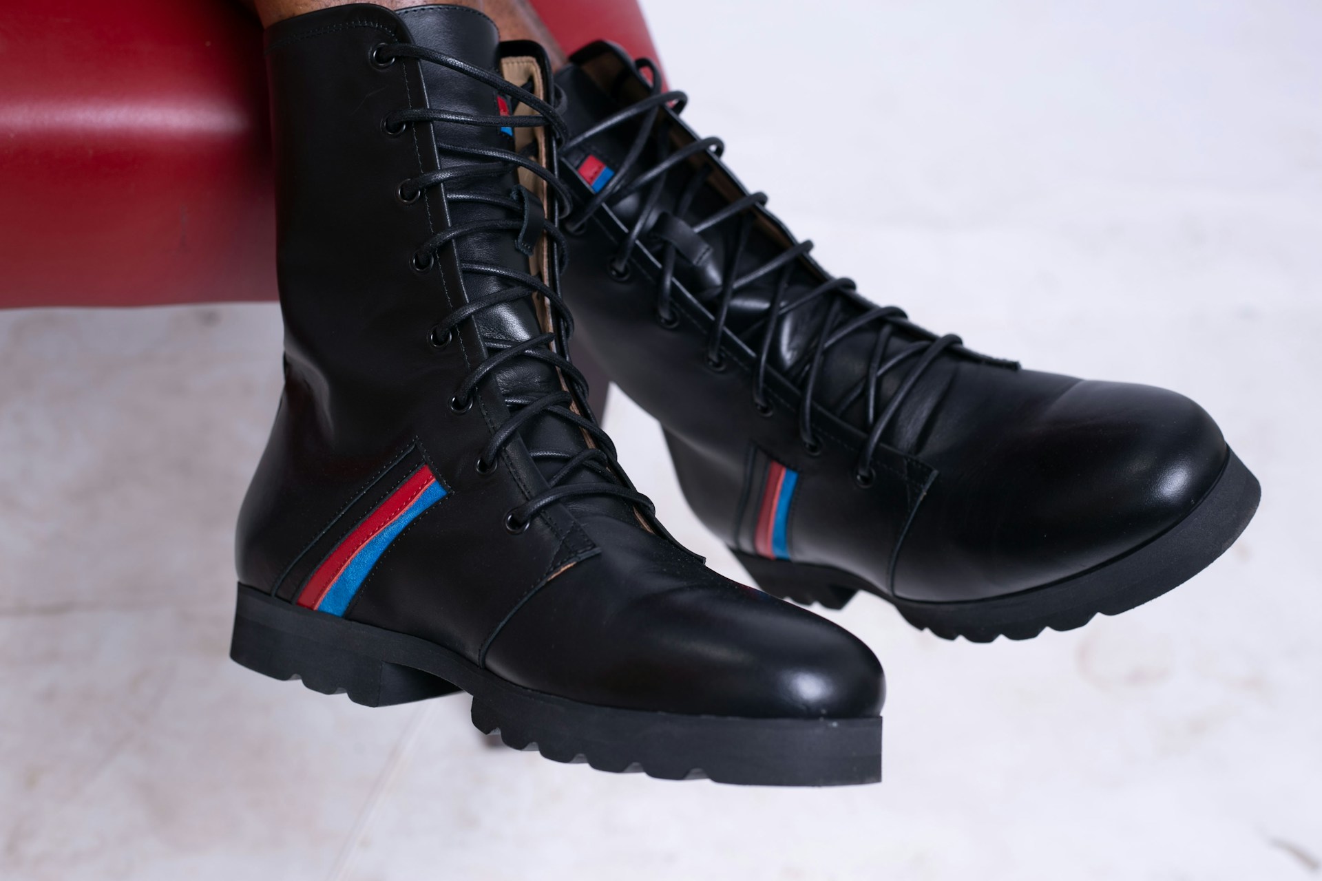 Front Page -The Motorcyc antwua mensa JF9aRToxY4w unsplash 1